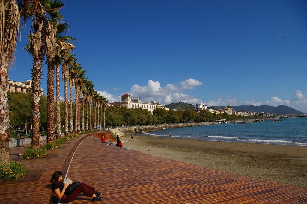 Tra Amalfi, Pompei, Paestum Apartman Salerno Szoba fotó