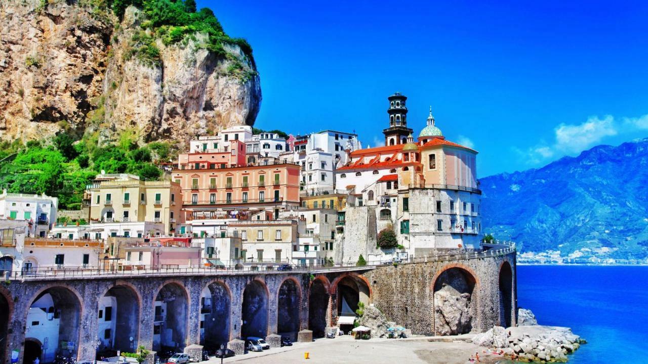 Tra Amalfi, Pompei, Paestum Apartman Salerno Kültér fotó